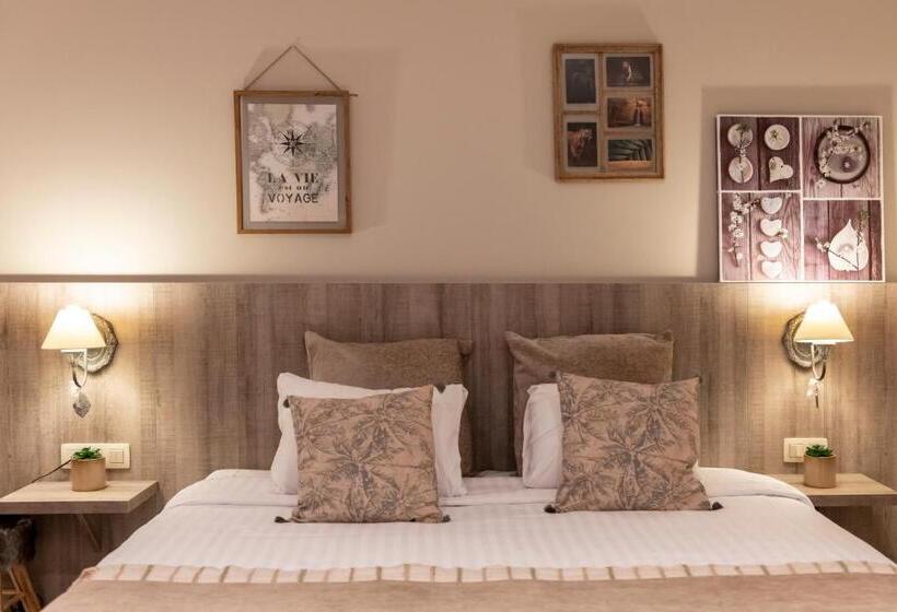 ファミリールーム, Hôtel De La Tour