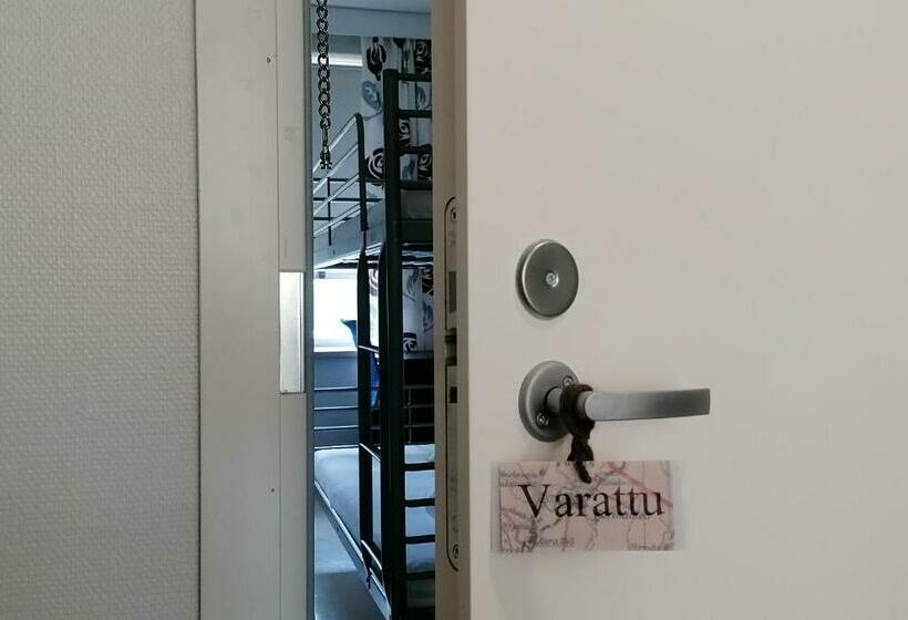 غرفة قياسية رباعية حمام مشترك, Kaidanojan Kartano