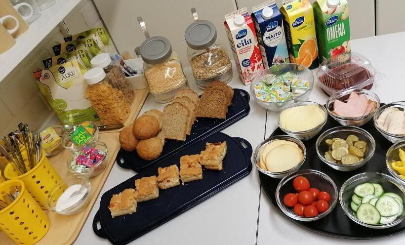 غرفة قياسية ثلاثية, Kaidanojan Kartano