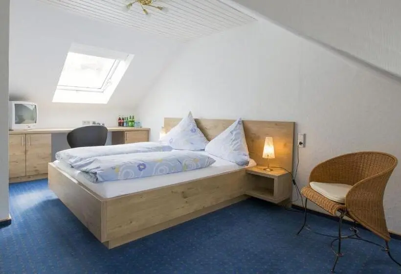 スタンダードトリプルルーム, Pension Waldblick Garni
