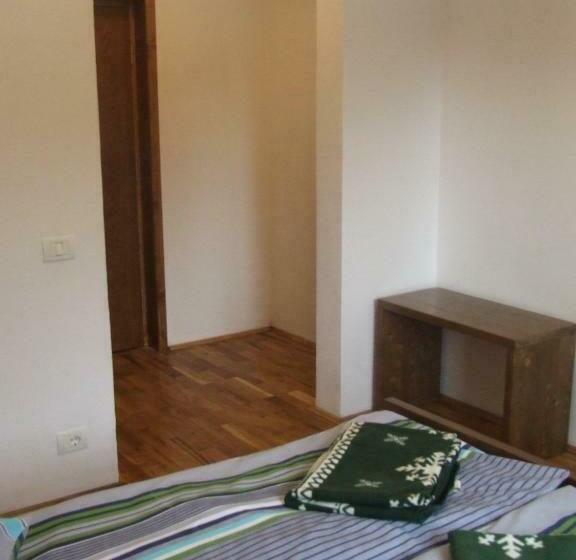 חדר סטנדרט, Complex Transalpina Lac