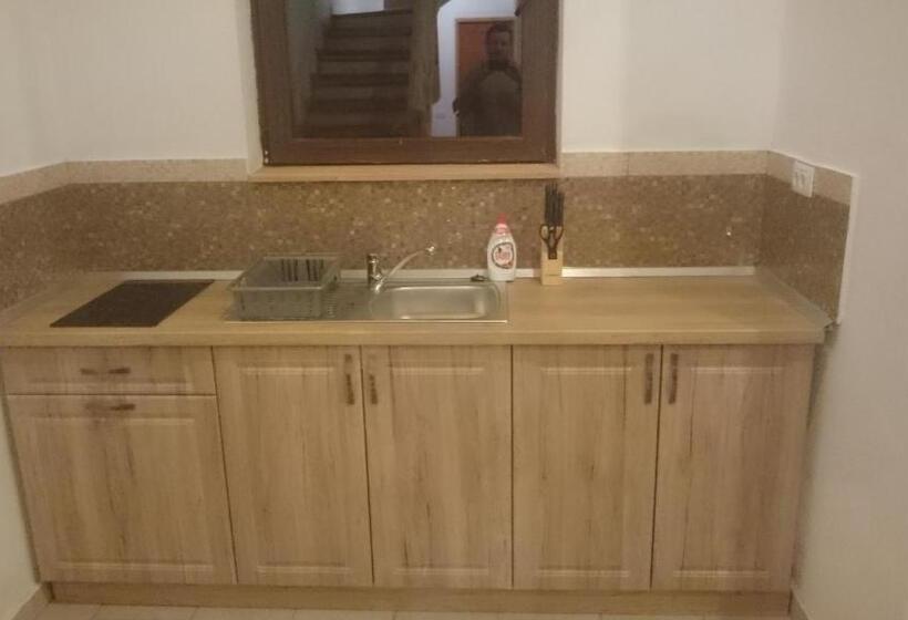 וילת סופריור, חדר שינה 1, Complex Transalpina Lac