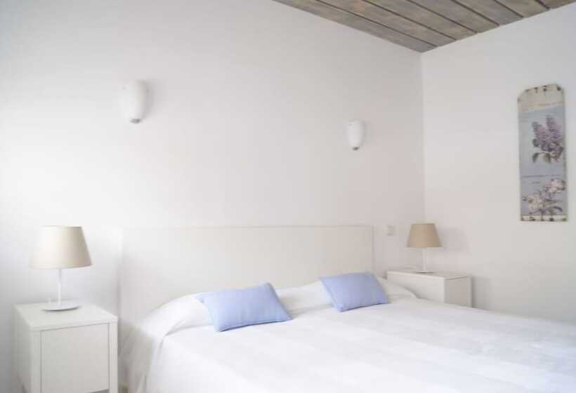 דירת חדר בקומת קרקע, Apartamentos Sureda