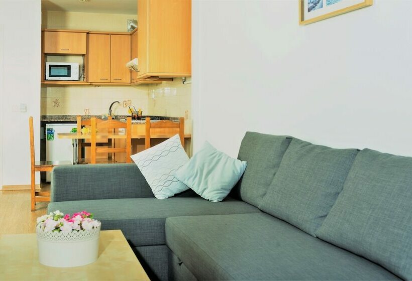 带1个卧室的带海景的公寓, Apartaments Els Llorers