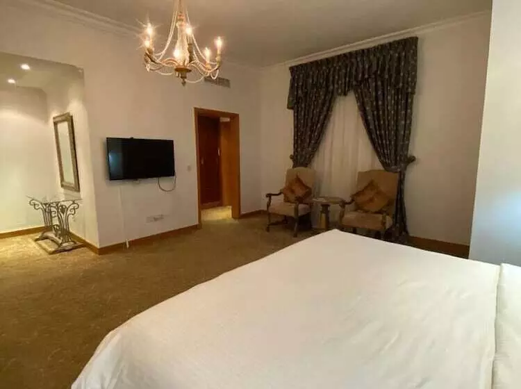 ویلای 3 خوابه, Al Gosaibi Hotel Villa