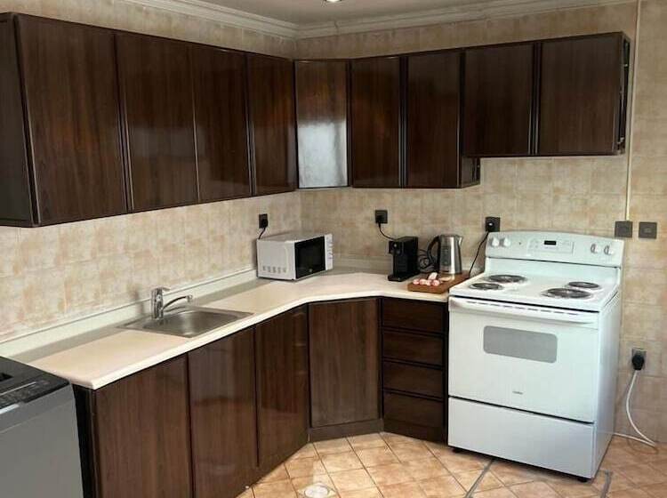 ویلای 3 خوابه, Al Gosaibi Hotel Villa