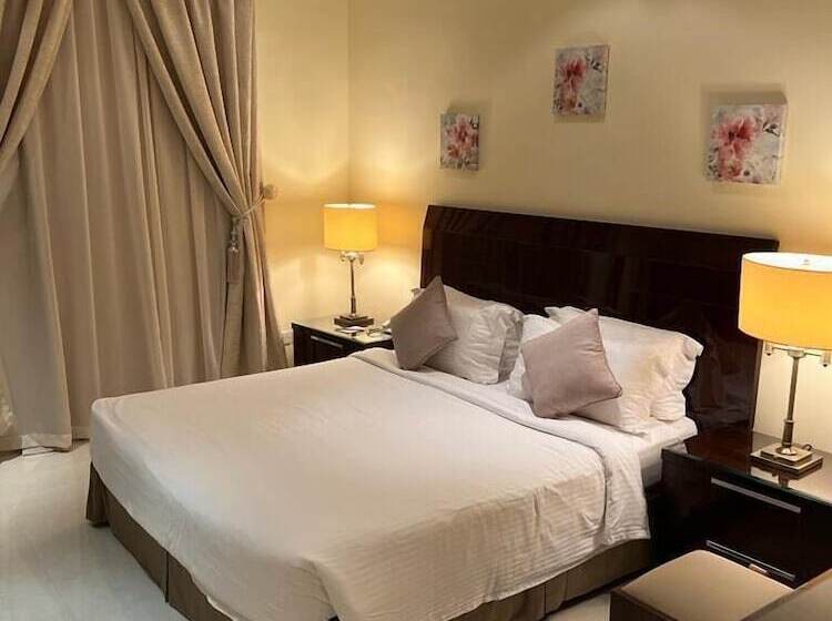 ویلای 5 خوابه, Al Gosaibi Hotel Villa