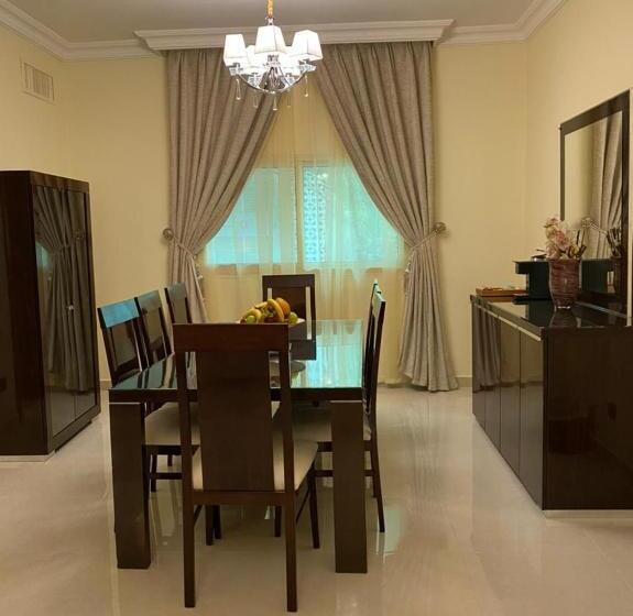 ویلا دلوکس 2 خوابه, Al Gosaibi Hotel Villa