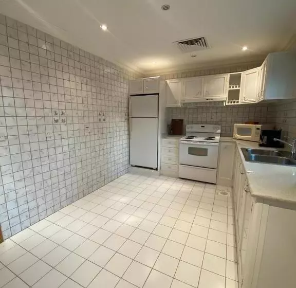 ویلای 3 خوابه, Al Gosaibi Hotel Villa