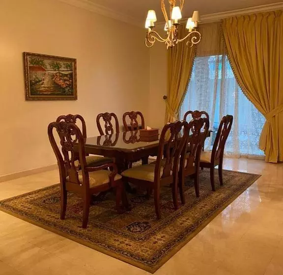 ویلای 3 خوابه, Al Gosaibi Hotel Villa