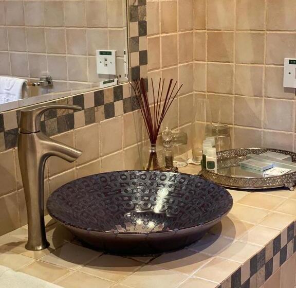 ویلای 3 خوابه, Al Gosaibi Hotel Villa