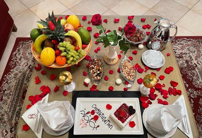 ویلای 4 خوابه, Al Gosaibi Hotel Villa