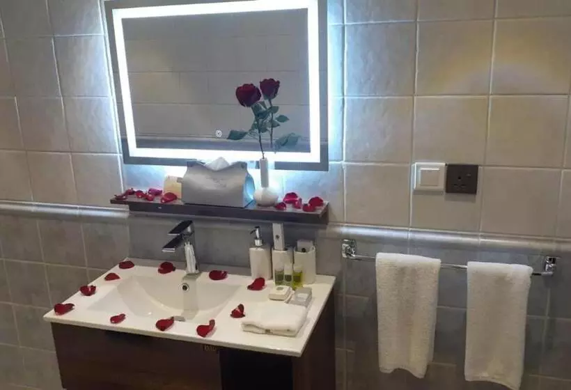 ویلای 4 خوابه, Al Gosaibi Hotel Villa