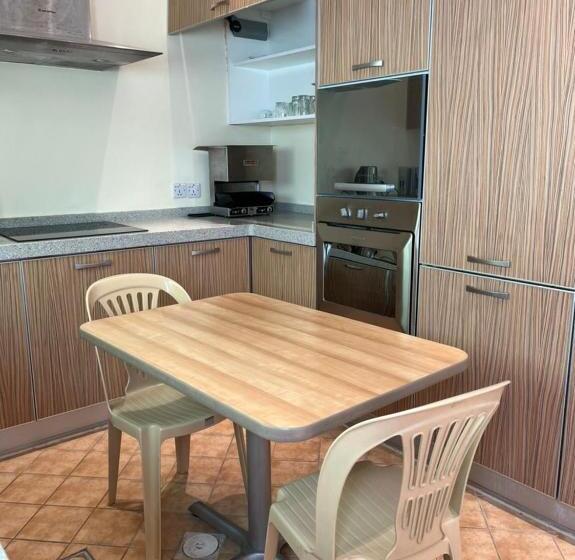 ویلای 5 خوابه, Al Gosaibi Hotel Villa