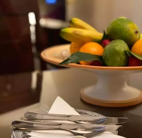 ویلای 5 خوابه, Al Gosaibi Hotel Villa