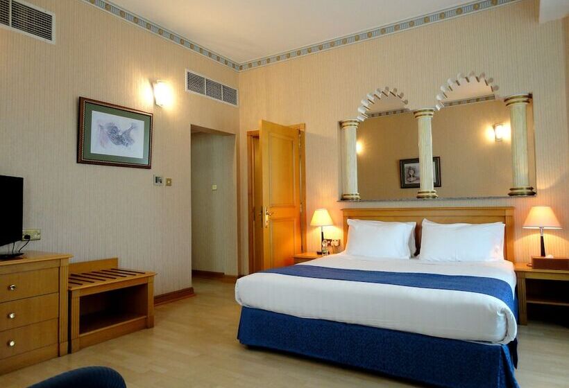 سوییت, Beach Bay