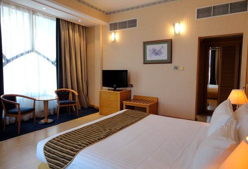 سوییت, Beach Bay