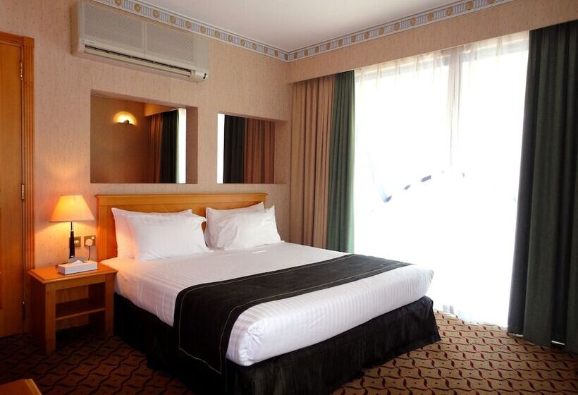 سوییت, Beach Bay