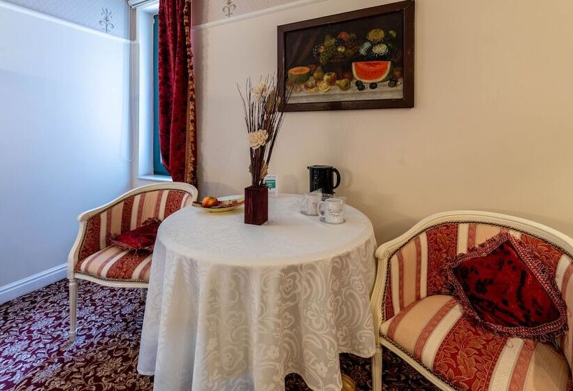 Полулюкс, Boutique Casa Del Sole