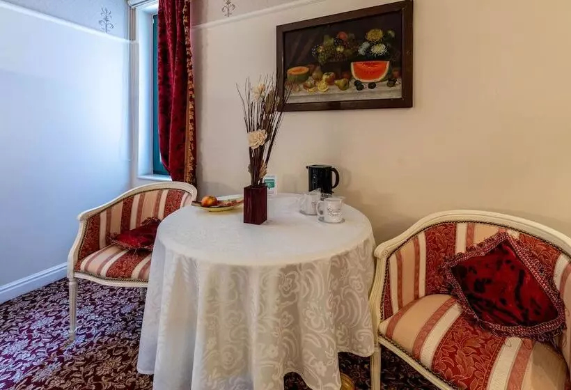 سوییت جونیور, Boutique Casa Del Sole