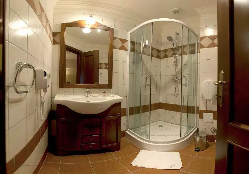 استودیوی سوپریور, Boutique Casa Del Sole