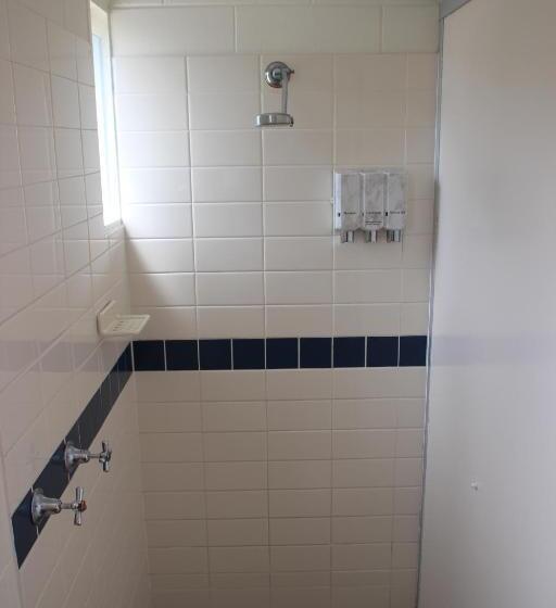 غرفة إقتصادية حمام مشترك, Cairns Queens Court