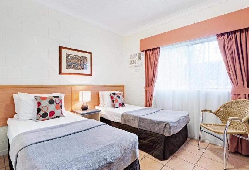 غرفة قياسية, Cairns Queens Court