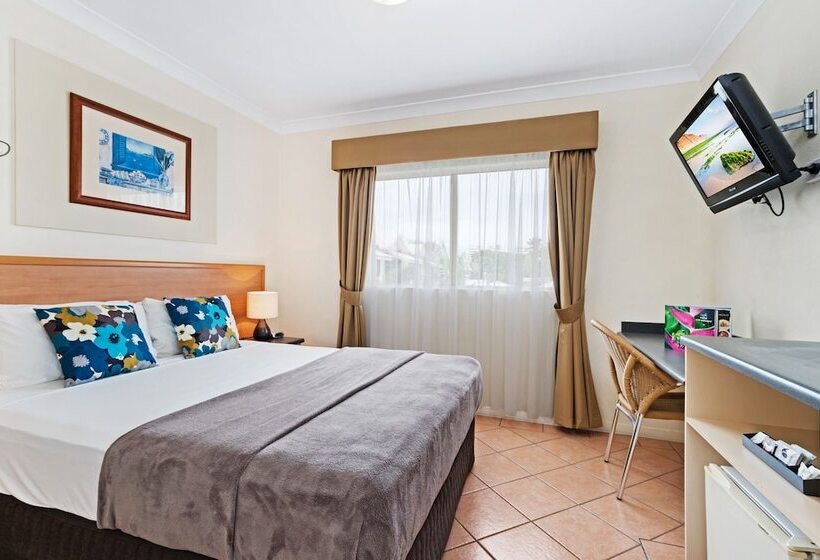 غرفة قياسية, Cairns Queens Court