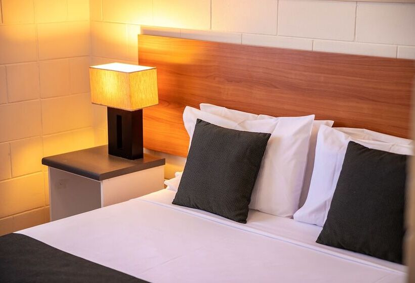 غرفة بريميوم, Cairns Queens Court