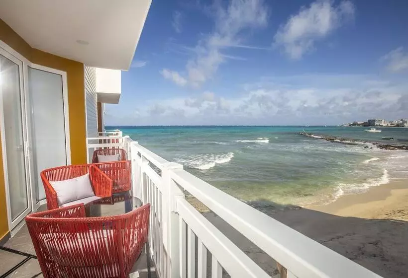 ジュニアスイート, Decameron Maryland All Inclusive