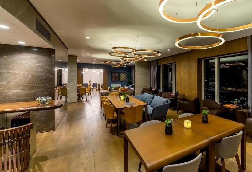 Club Room King Bed, Grand Hyatt Sao Paulo