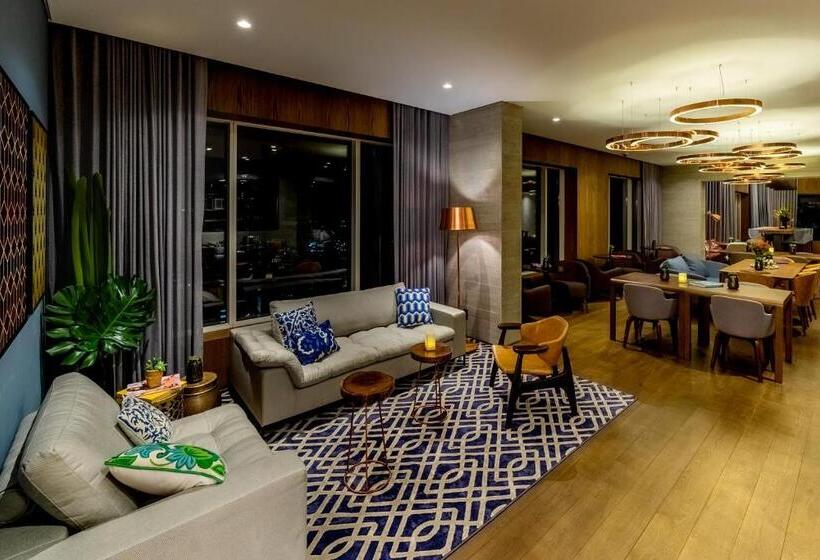 سوئیت با چشم‌انداز, Grand Hyatt Sao Paulo