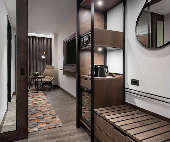 غرفة كلوب, Hyatt Regency Sofia