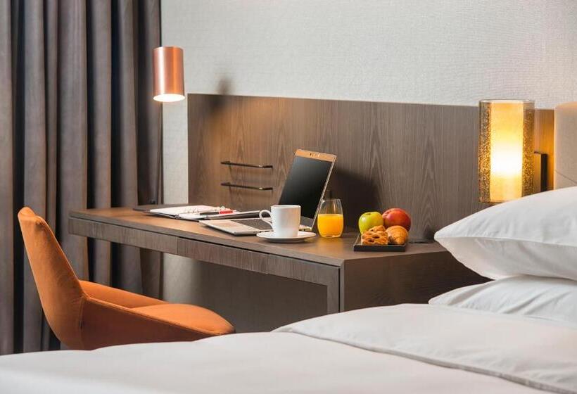 ガーデンビュースタンダードルーム, Hyatt Regency Sofia