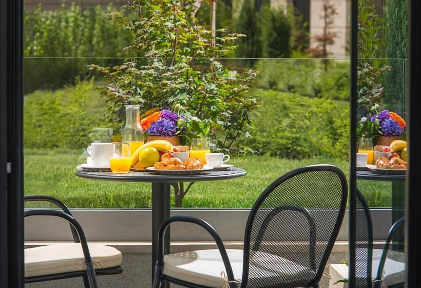 غرفة قياسية مطلّة علي الحديقة, Hyatt Regency Sofia