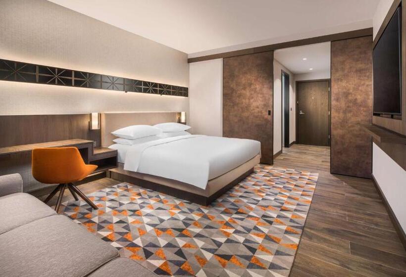 キングサイズベッドのクラブルーム, Hyatt Regency Sofia