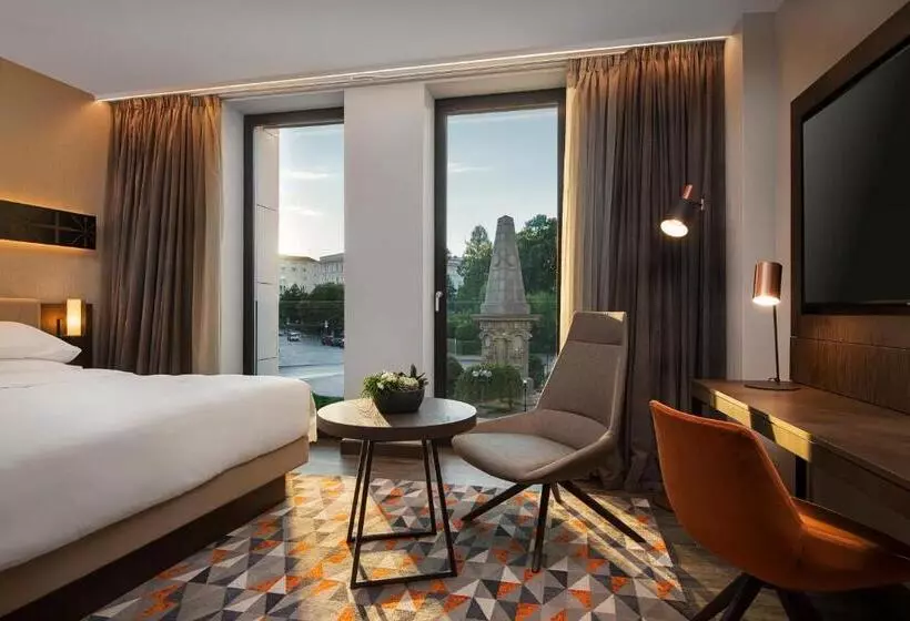 Suite mit Ausblick, Hyatt Regency Sofia