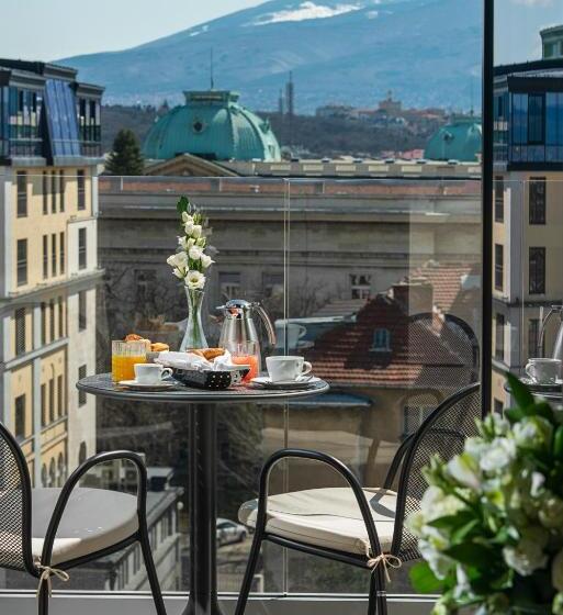 غرفة قياسية سرير كينج, Hyatt Regency Sofia