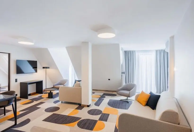 2 Bedroom Premium Apartment, ibis Styles Tallinn
