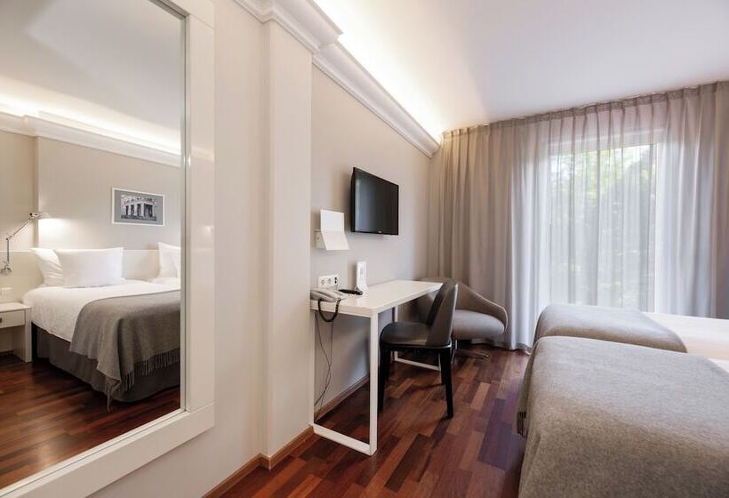 اتاق استاندارد, L'ermitage