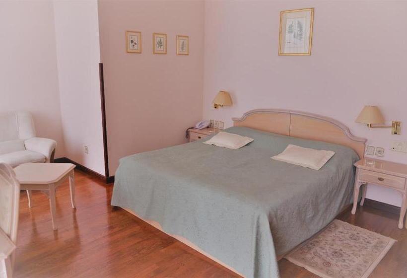 バルコニー付きスーペリアルーム, Mozart