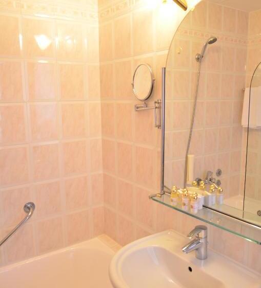 オーシャンビューデラックスルームバルコニー付き, Mozart