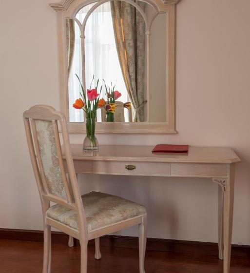 オーシャンビューデラックスルームバルコニー付き, Mozart