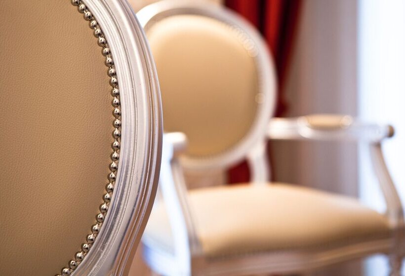 اتاق استاندارد یک نفره, Nasco