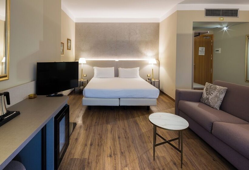 اتاق اجرایی, Nasco