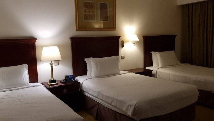 高级客房, New Madinah