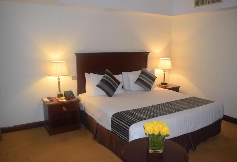 带大床的豪华间, New Madinah