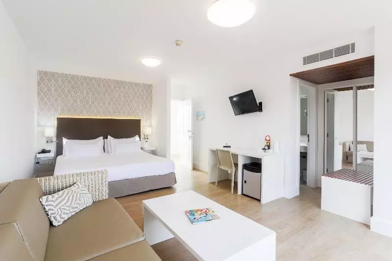 اتاق استاندارد با تخت بزرگ, Paradise Links Resort Port Douglas
