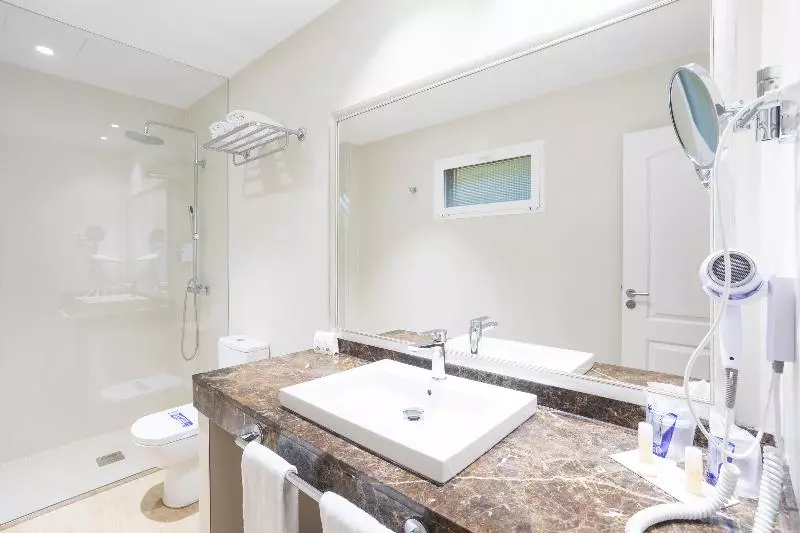 اتاق استاندارد با تخت بزرگ, Paradise Links Resort Port Douglas