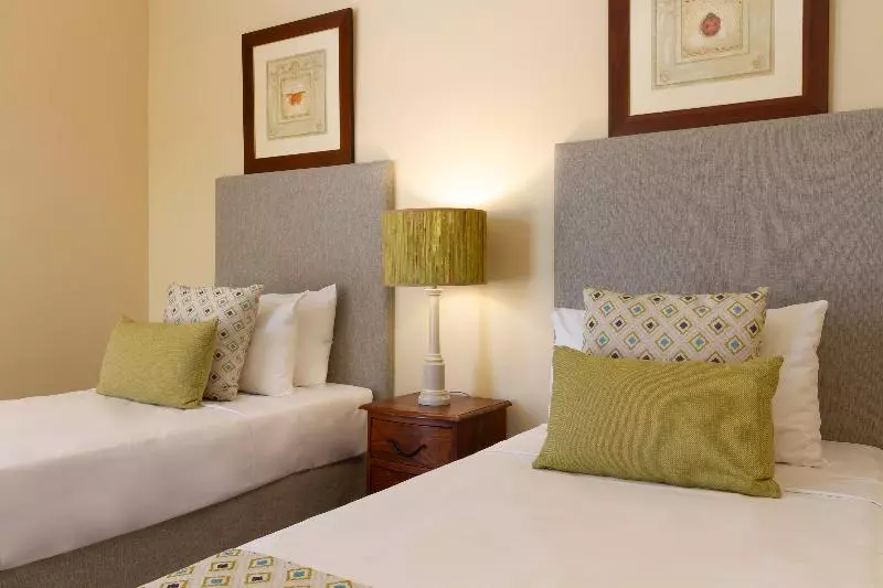 ویلای 4 خوابه, Paradise Links Resort Port Douglas